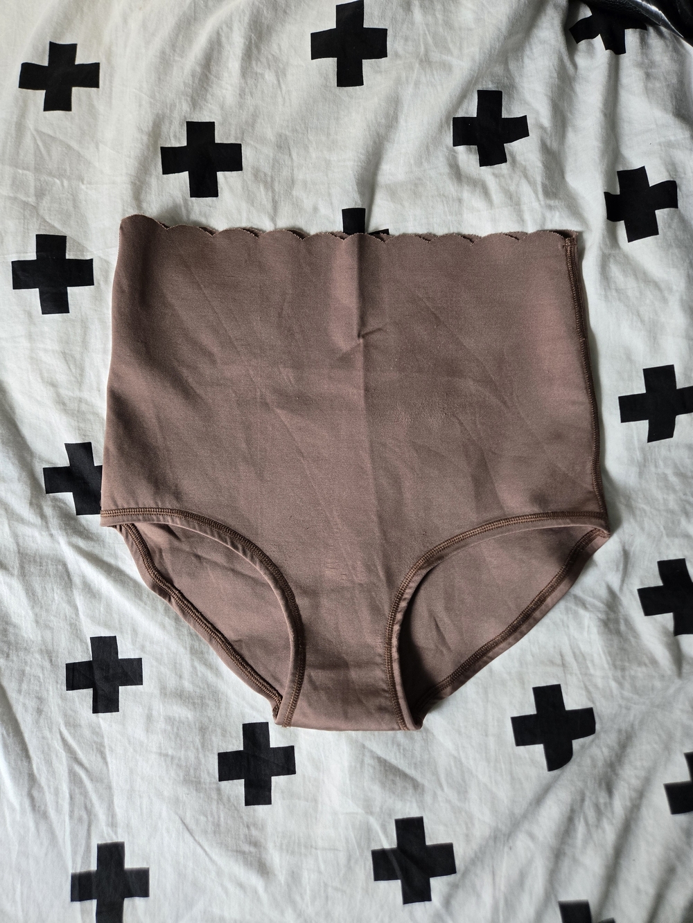 Lovesteady Postpartum Support Bloomers - Scallop Edge 